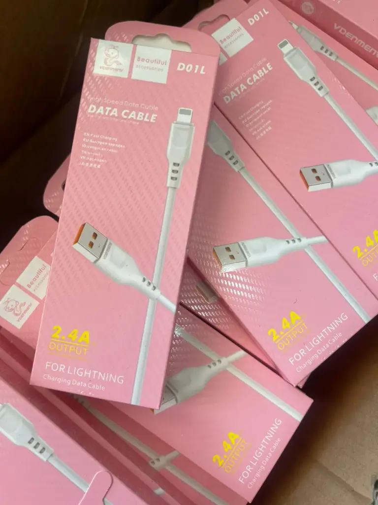 D01L Cargador Data Cable-2.4A IPhone